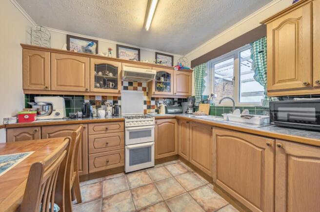 1397897-3-6966742819273