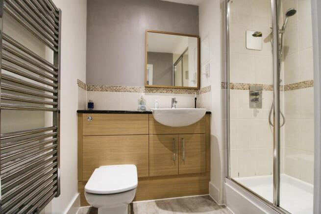 2 bed Apartment for sale Image 6