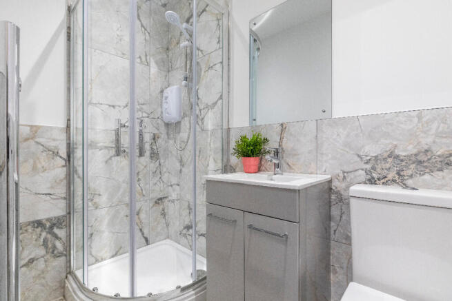 6 bed Terraced to rent Image 4