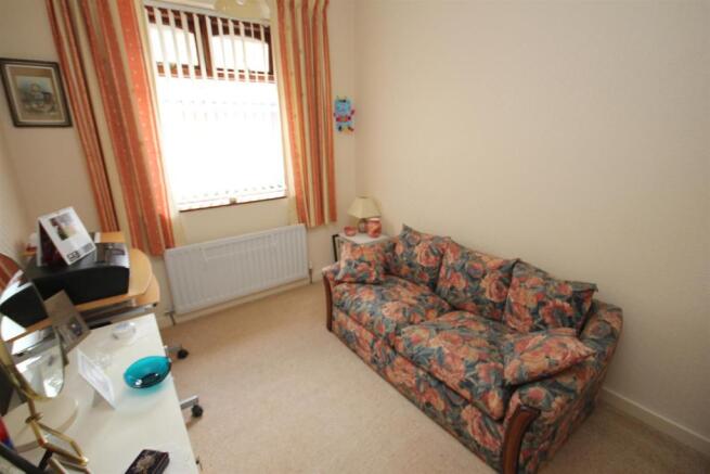 BEDROOM 3