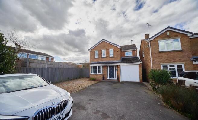 5 Metcalf Close SS 23.jpg