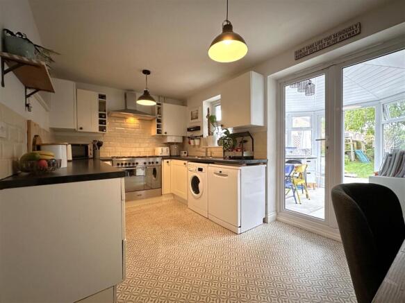 Modern Dining Kitchen 920