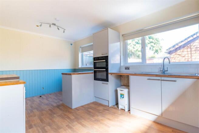 Kitchen/Dining Room