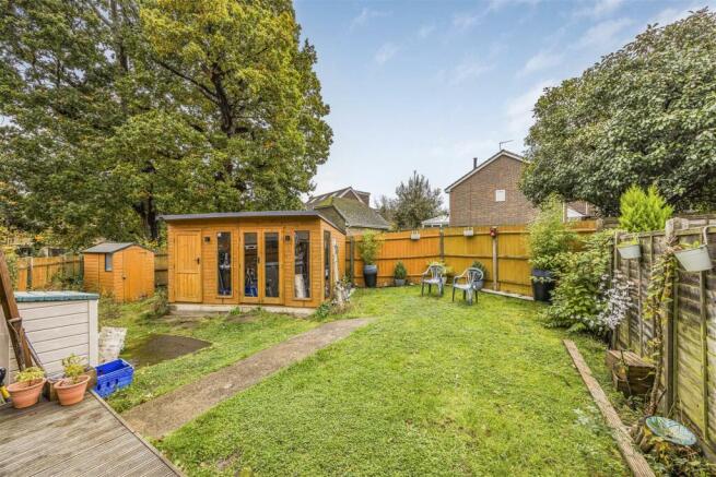23 Nightingale Close, Rowlands Castle-PorticoMarke