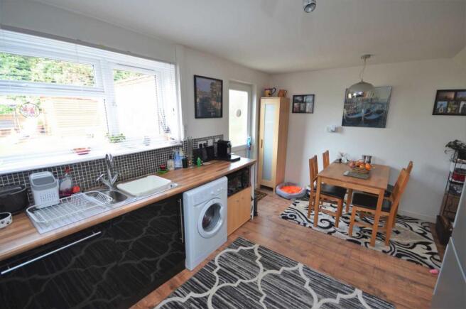 Kitchen/dining area