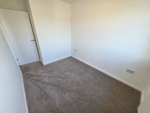 3 bed Semi-Detached for sale Image 12