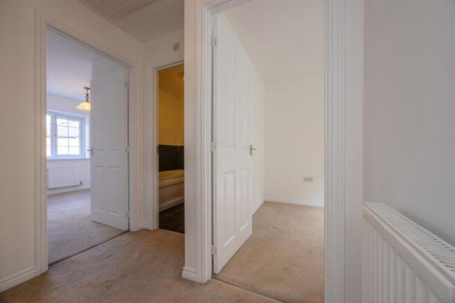 3 bed Semi-Detached for sale Image 11