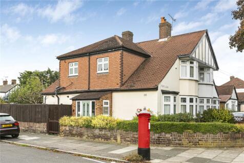 Waverley Avenue, Twickenham, TW2