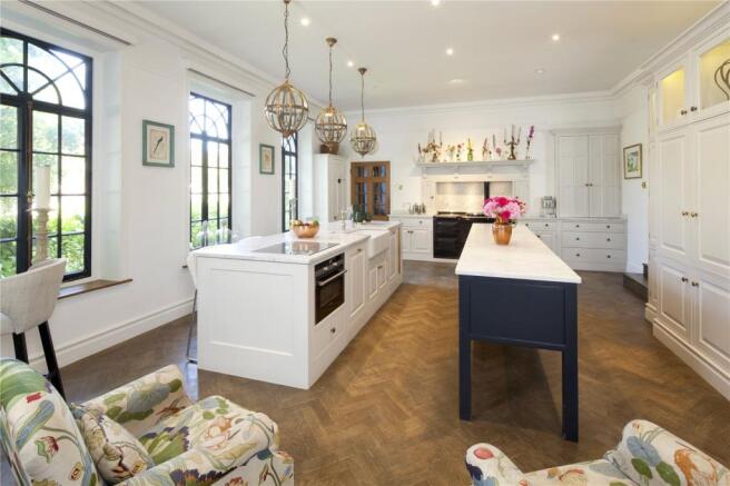 Kitchen/Breakfast Rm
