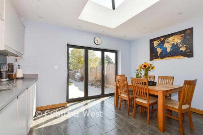 Kitchen/Dining Room