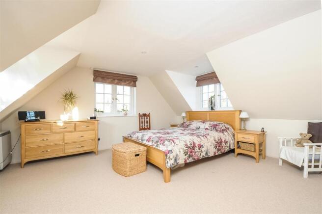 bedroom.JPG