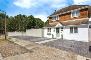 1a, Cresthill Avenue, Grays RM17 5UJ