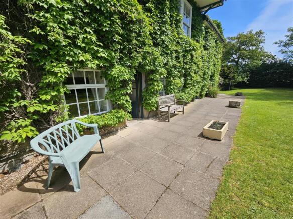 Front Garden.jpg