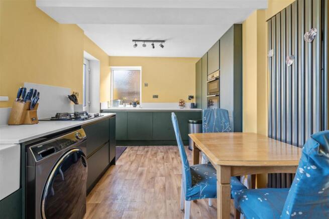 Kitchen/Breakfast Room