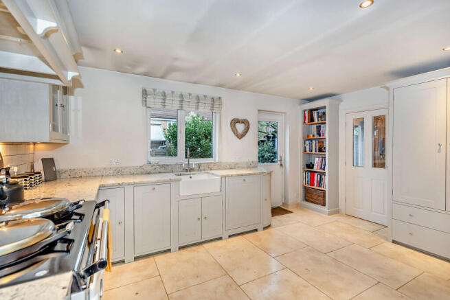 8677119-interior18-800