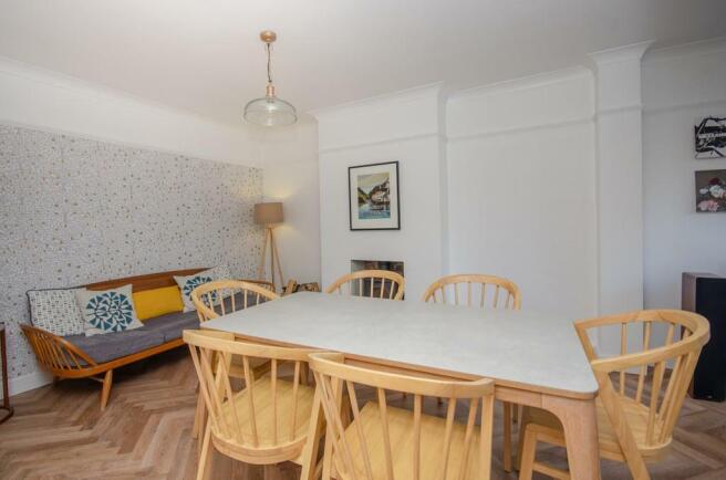 Dining room.jpg