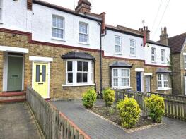 100, Avenue Road, London N14 4EA