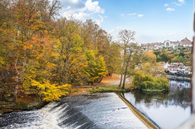 EweMove Harrogate River View