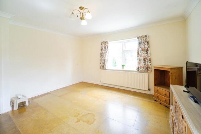2 bed Apartment for sale Image 8