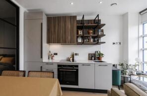 Flat 39, 376a Colwell House, Clapham Road, London SW9 9FY