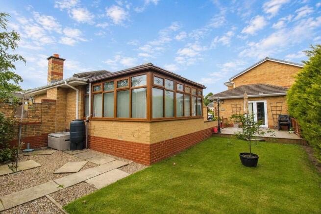 3 bed Detached Bungalow for sale Image 11