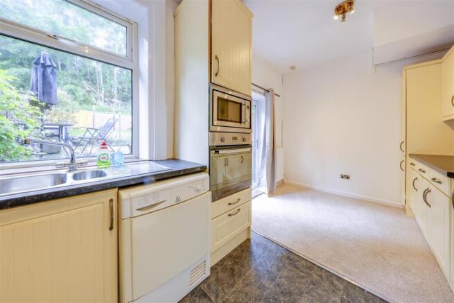 Kitchen Alt