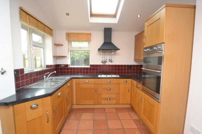 Kitchen/Breakfast Ro