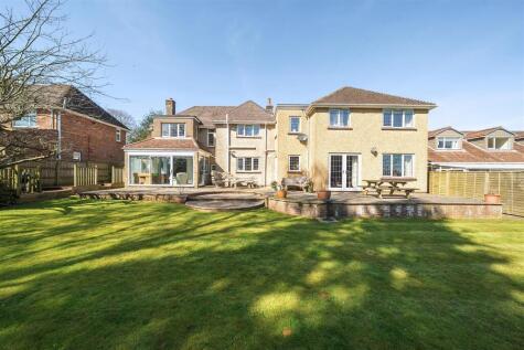 Lyme Road, Crewkerne