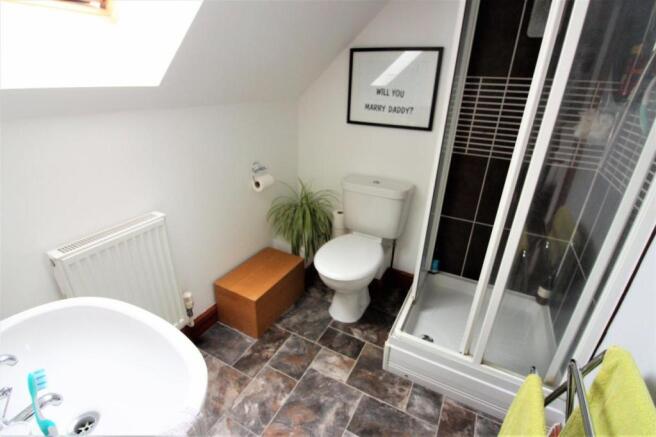 EN SUITE