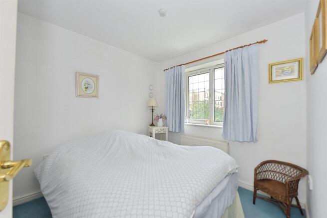 3 bed Semi-Detached for sale Image 9