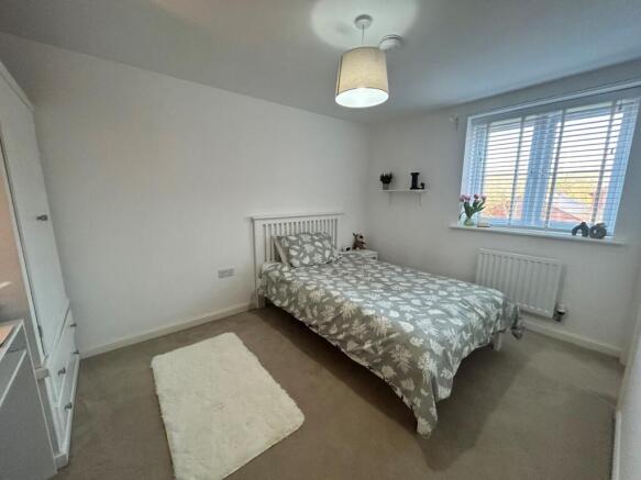 Bed 2 Tollgate
