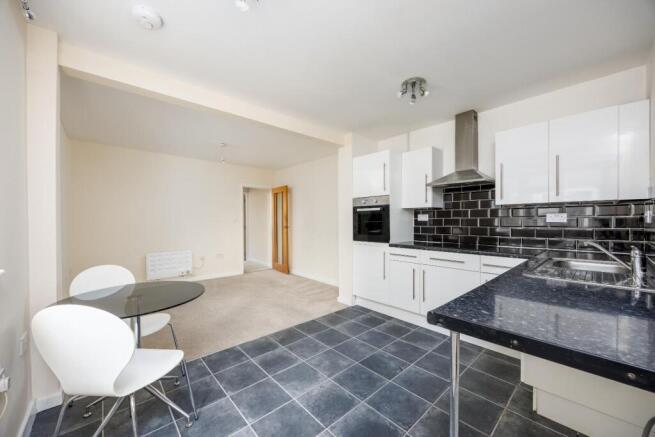 Kitchen / Living