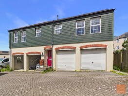22, Sparnock Grove, Truro TR1 3AT