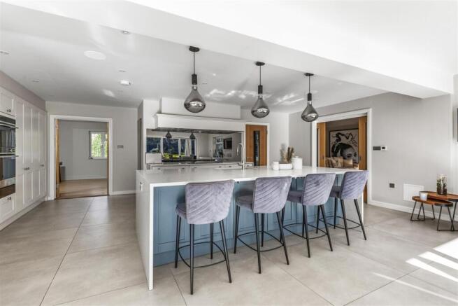 Carsaig, Waterhouse Lane, Kingswood, Tadworth KT20