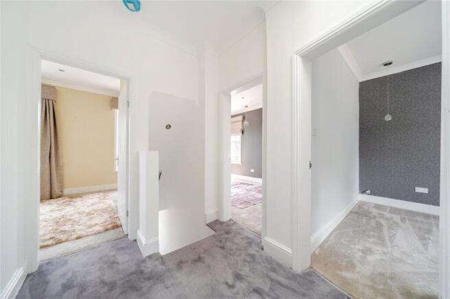 4 bed Detached for sale Image 10
