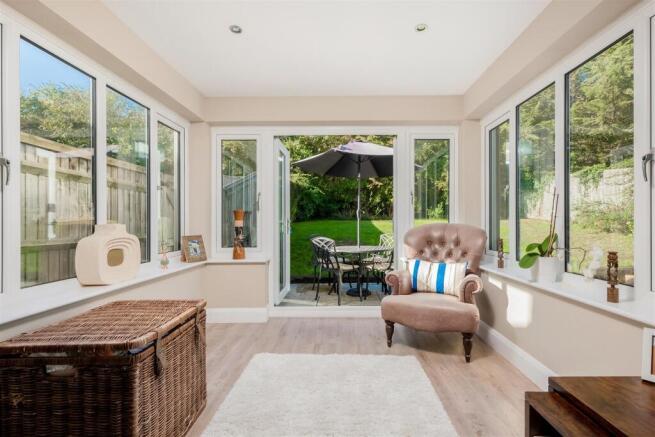 Crossways Court, Enstone photo 4
