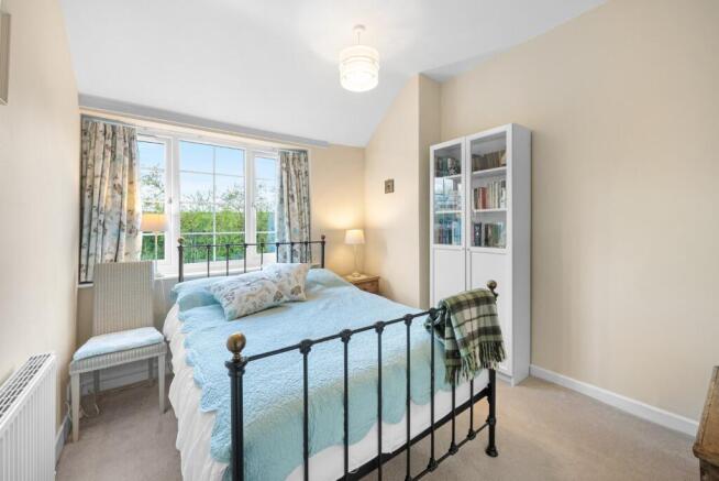 2 bed Terraced for sale Image 7