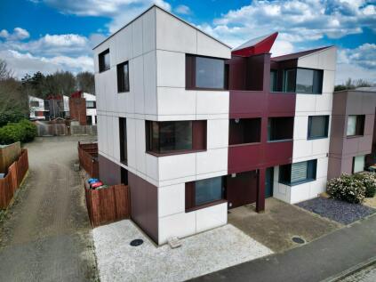 Milland Way, Oxley Park, MK4