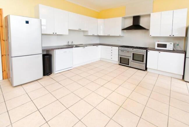 Open Plan Kitchen/Living Area