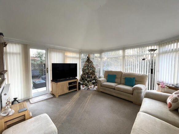 Sunroom a.JPG