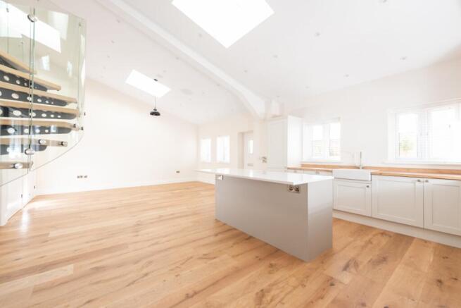 Kitchen/Reception Rm