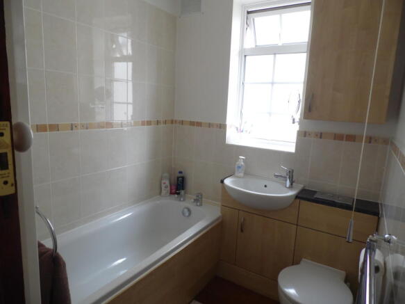Photo 10
