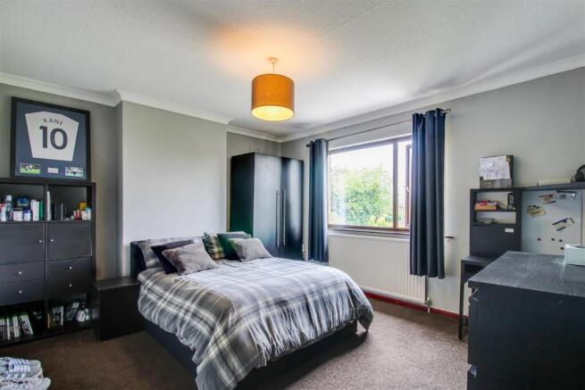 3 bed Detached for sale Image 11