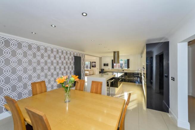 Kitchen/Dining/Livin