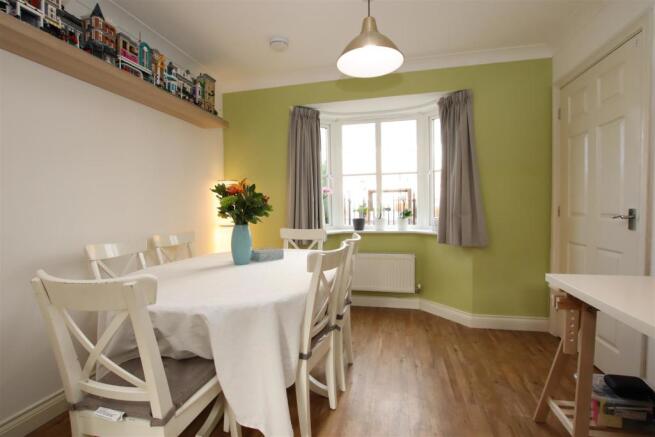 Dining Area.JPG