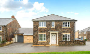 6, Park Kres, St. Agnes TR5 0AL