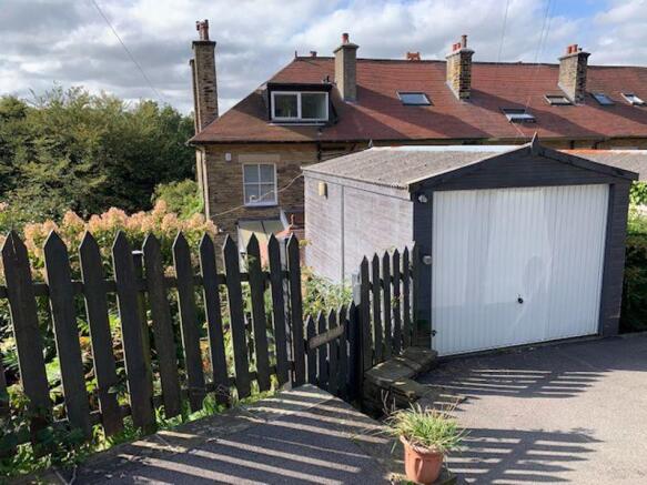 Rear Garage &a...