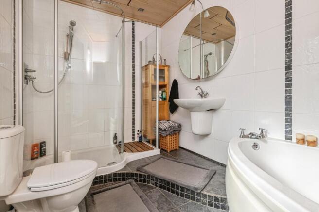 2 bed Terraced for sale Image 4