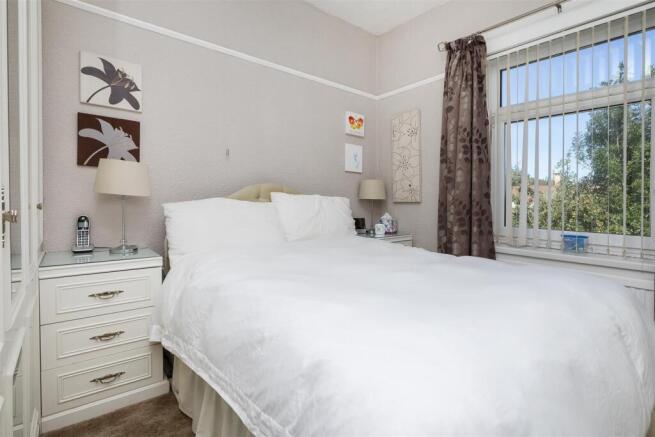 3 bed Semi-Detached for sale Image 8