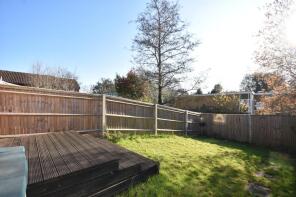 40, Kingslea, Horsham RH13 5PS